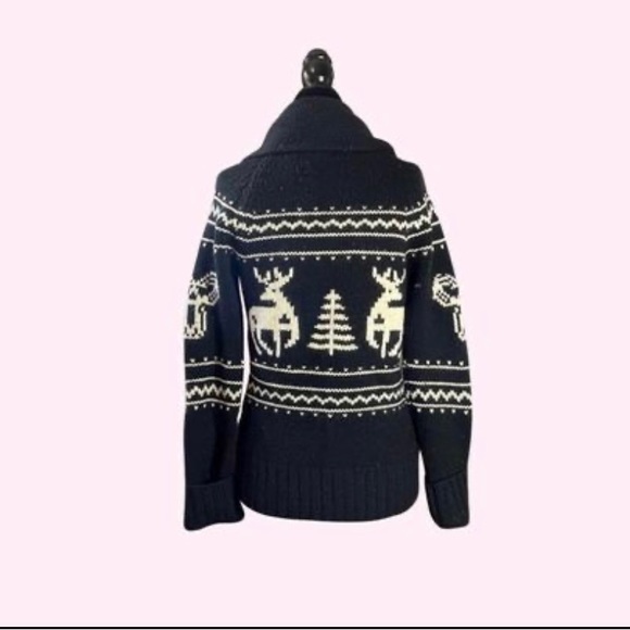 Cowichan Sea to Sky Reindeer Sweater - Picture 2 of 4
